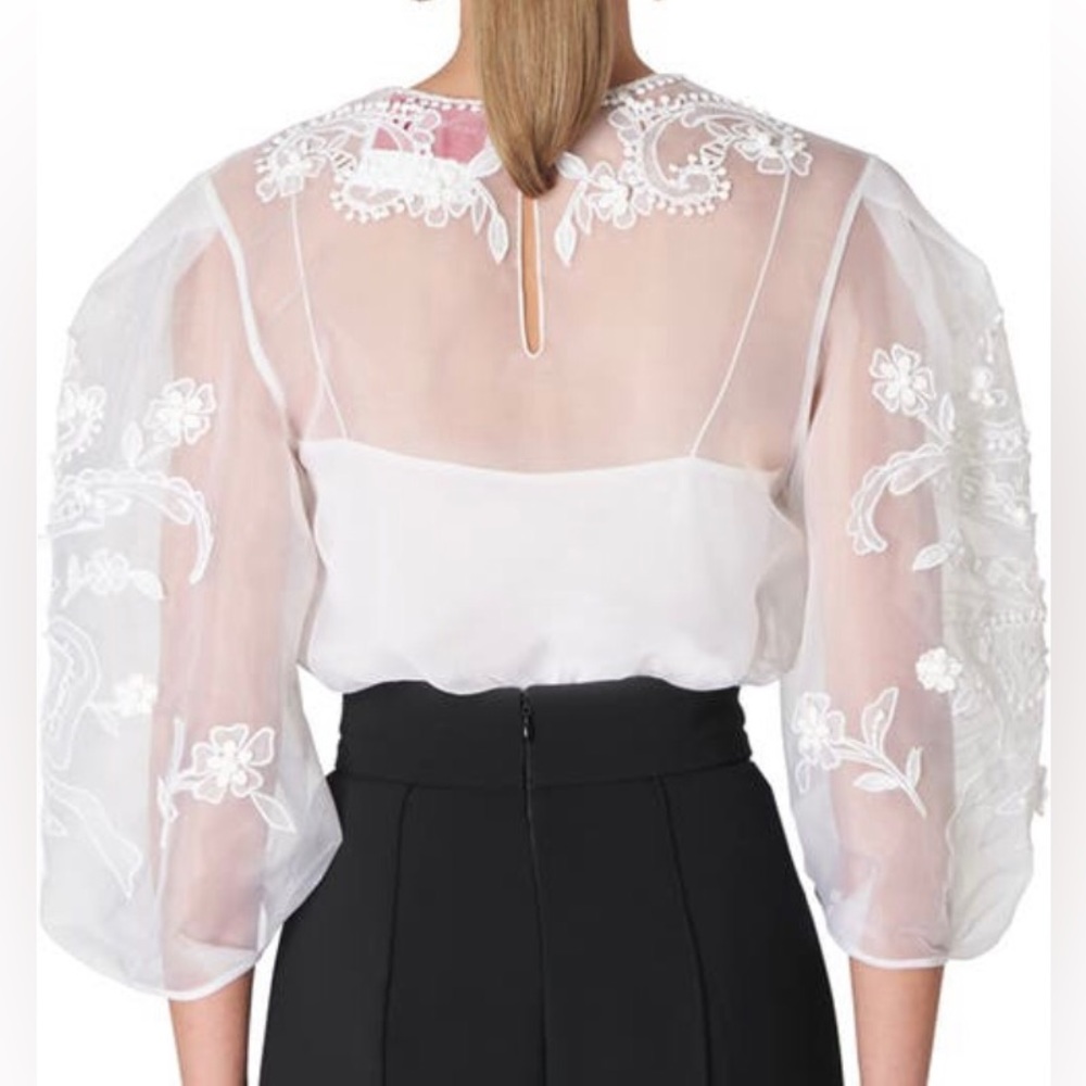 NWT $1890 Carolina Herrera Embroidered Puff Sleeve Silk Organza Blouse, White, 4 - Picture 4 of 6